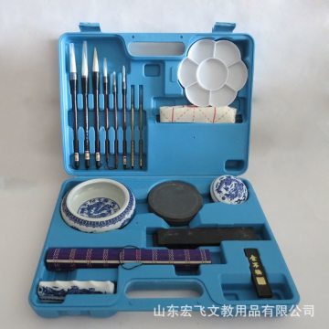 匠心定制，墨韵流转——记学校教学标配订做配送中空吹塑定位美术中国画工具用品箱套装
